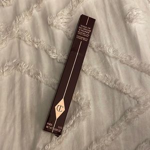 Charlotte Tilbury ‘Walk of No Shame’ eyeliner
